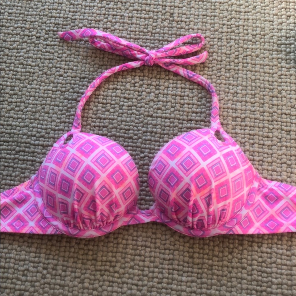 VS bombshell bikini
